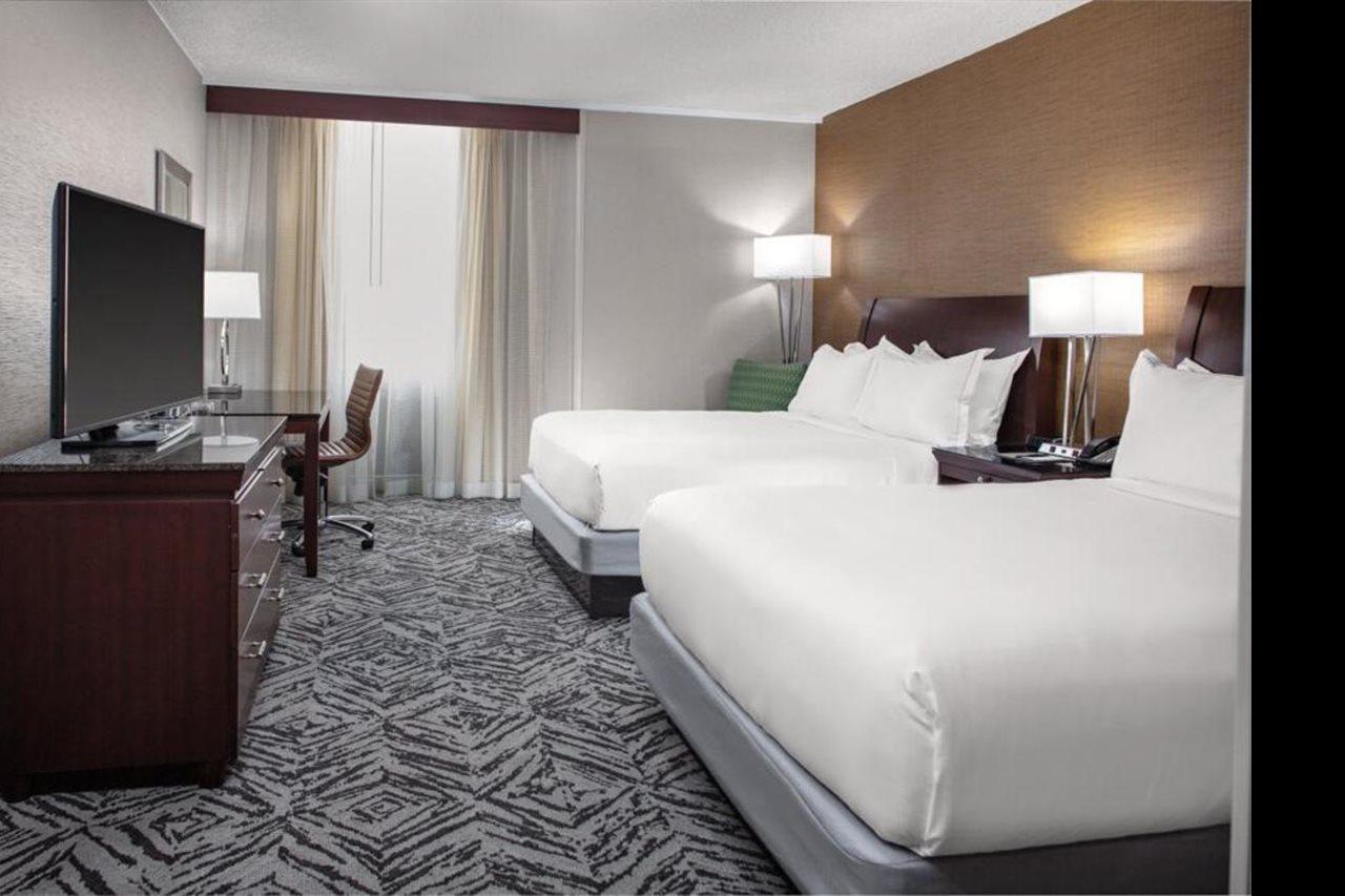 Doubletree By Hilton Hotel & Executive Meeting Center Omaha-Downtown Екстер'єр фото
