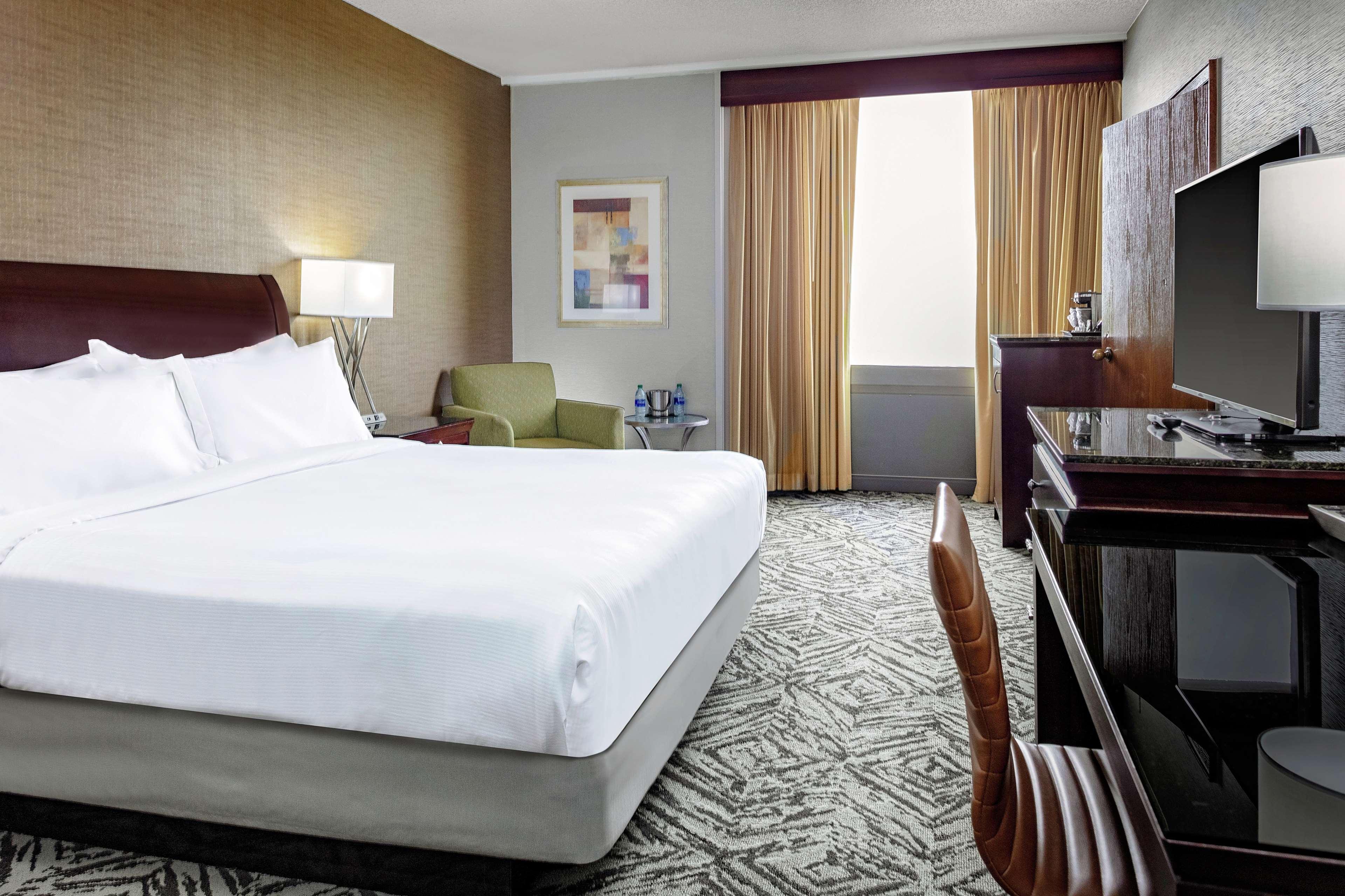 Doubletree By Hilton Hotel & Executive Meeting Center Omaha-Downtown Екстер'єр фото