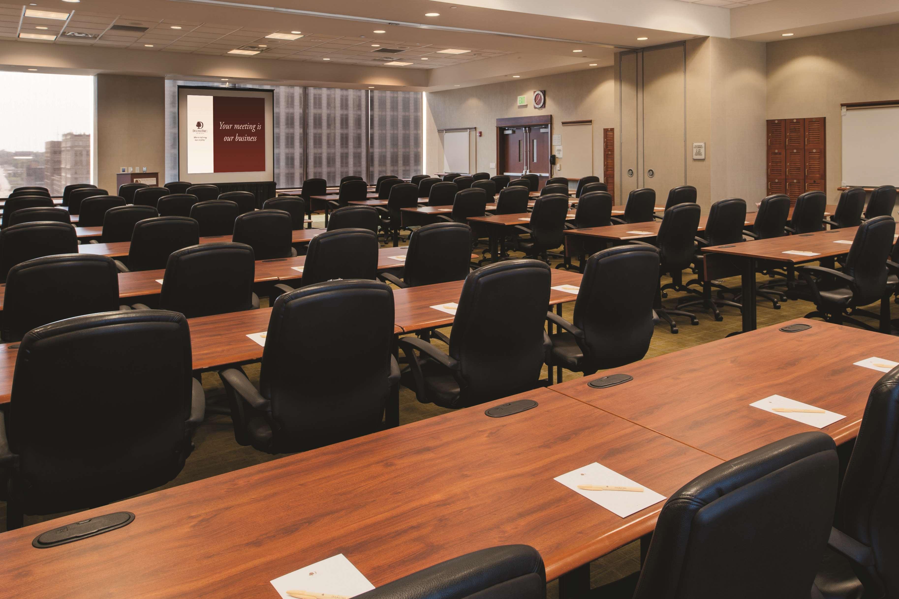 Doubletree By Hilton Hotel & Executive Meeting Center Omaha-Downtown Бізнес фото