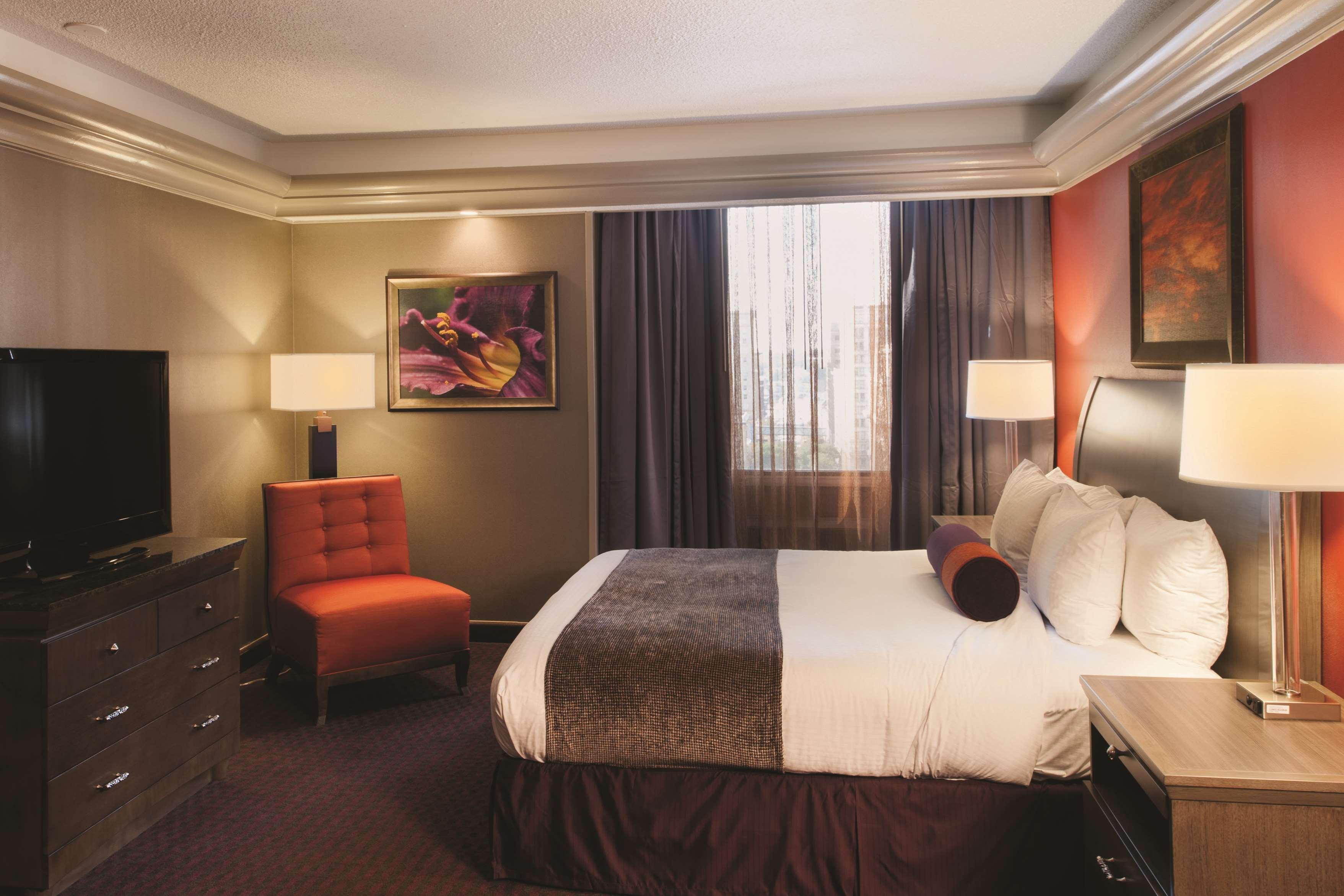 Doubletree By Hilton Hotel & Executive Meeting Center Omaha-Downtown Екстер'єр фото
