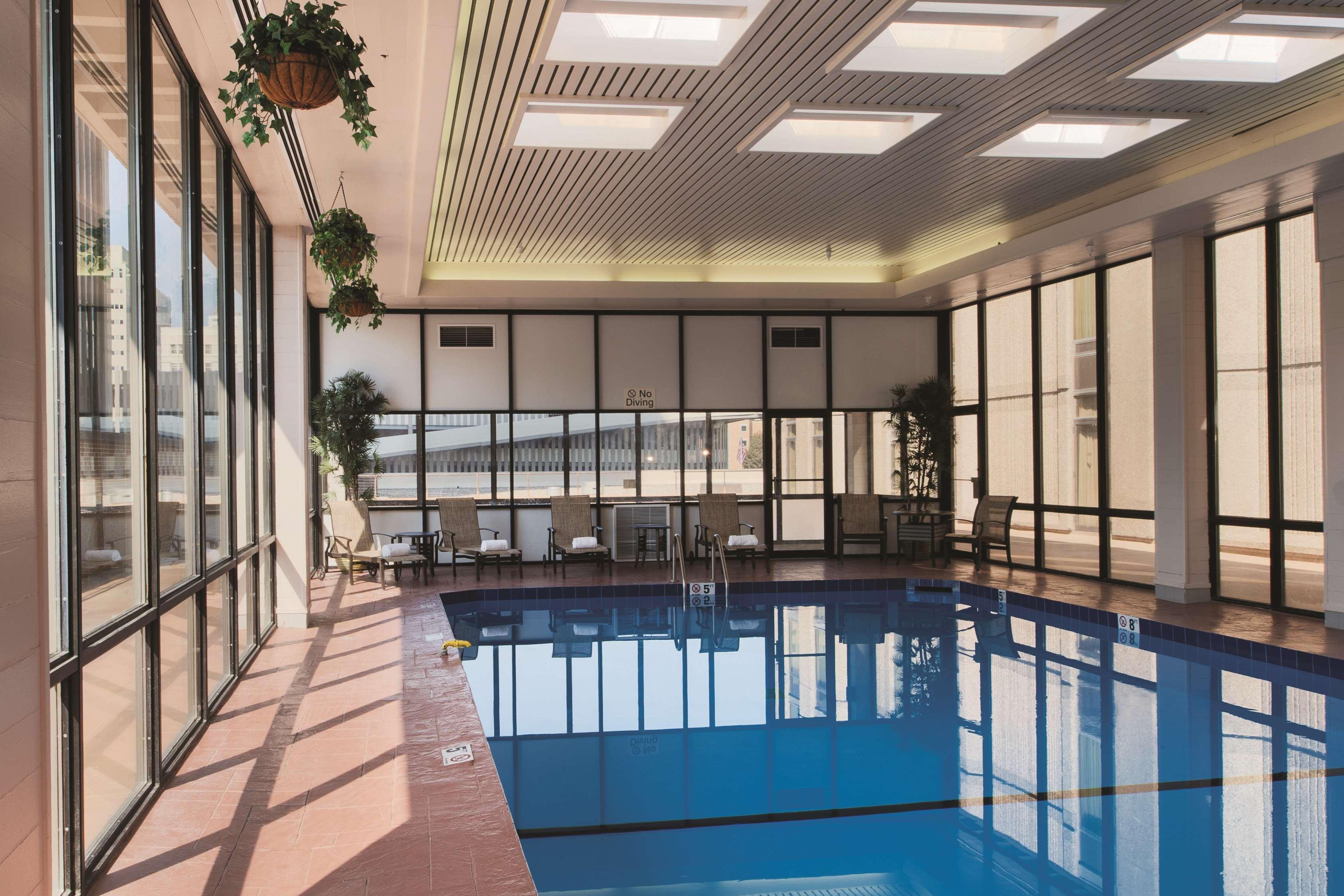 Doubletree By Hilton Hotel & Executive Meeting Center Omaha-Downtown Екстер'єр фото