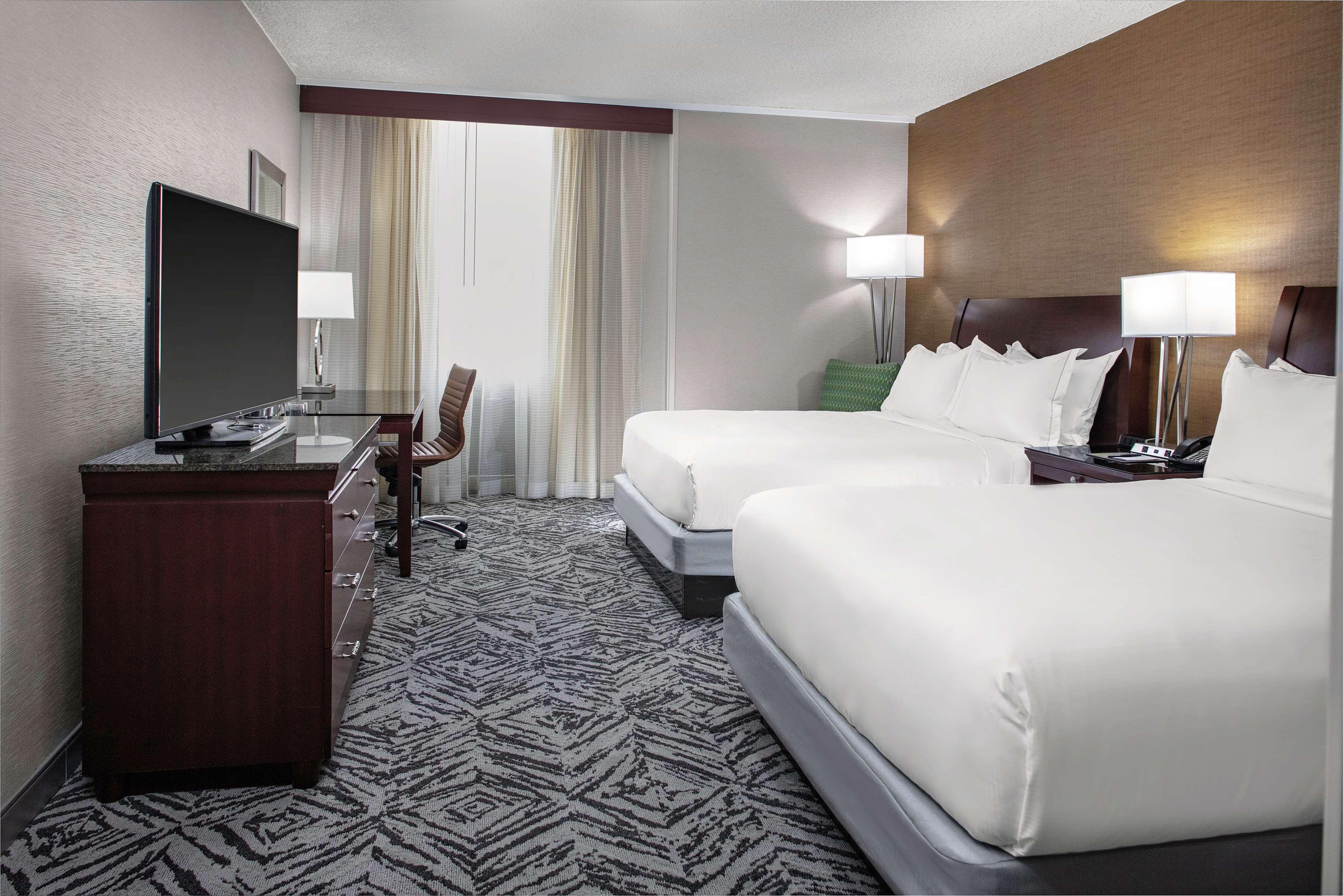 Doubletree By Hilton Hotel & Executive Meeting Center Omaha-Downtown Екстер'єр фото