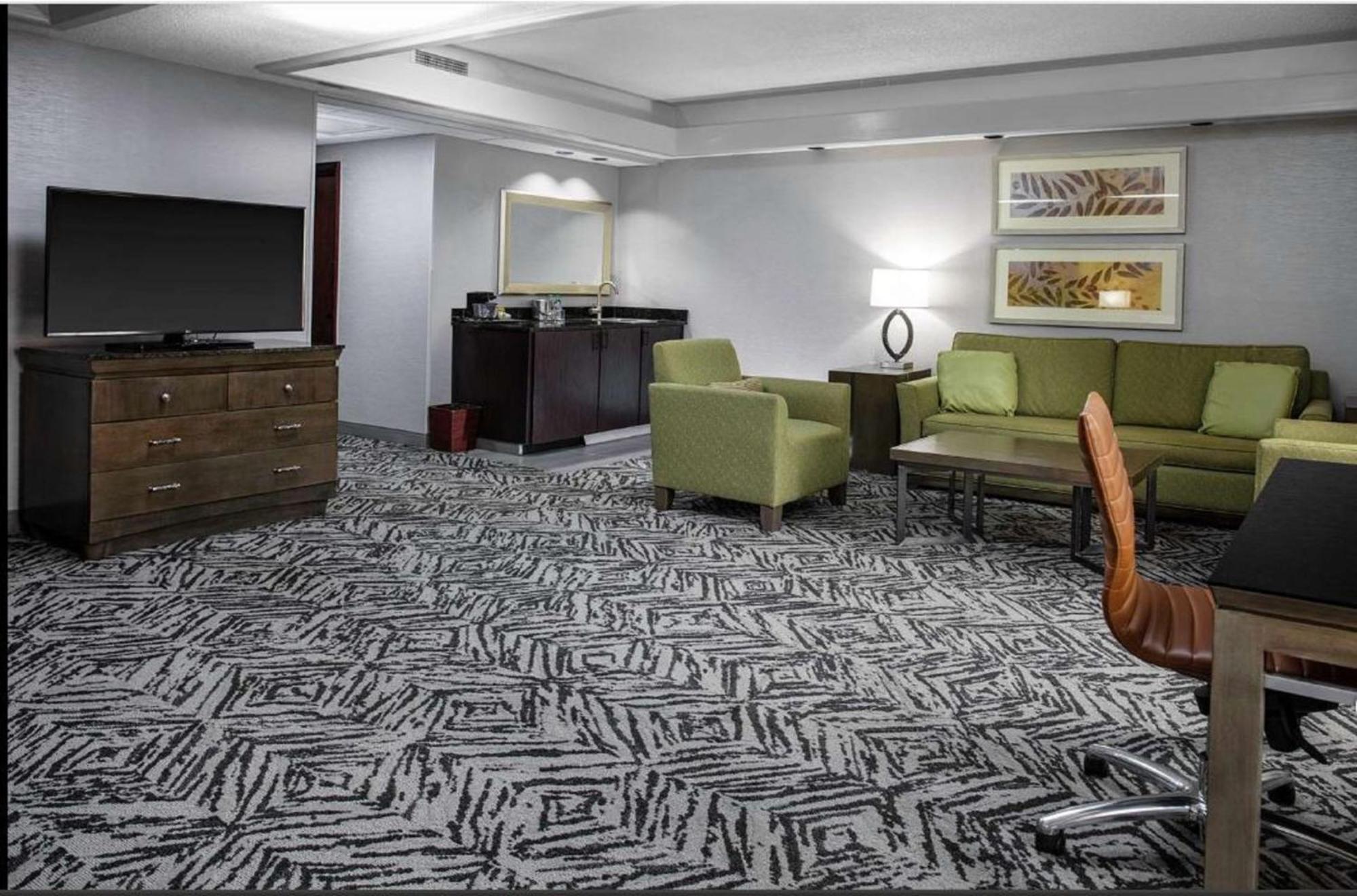 Doubletree By Hilton Hotel & Executive Meeting Center Omaha-Downtown Екстер'єр фото