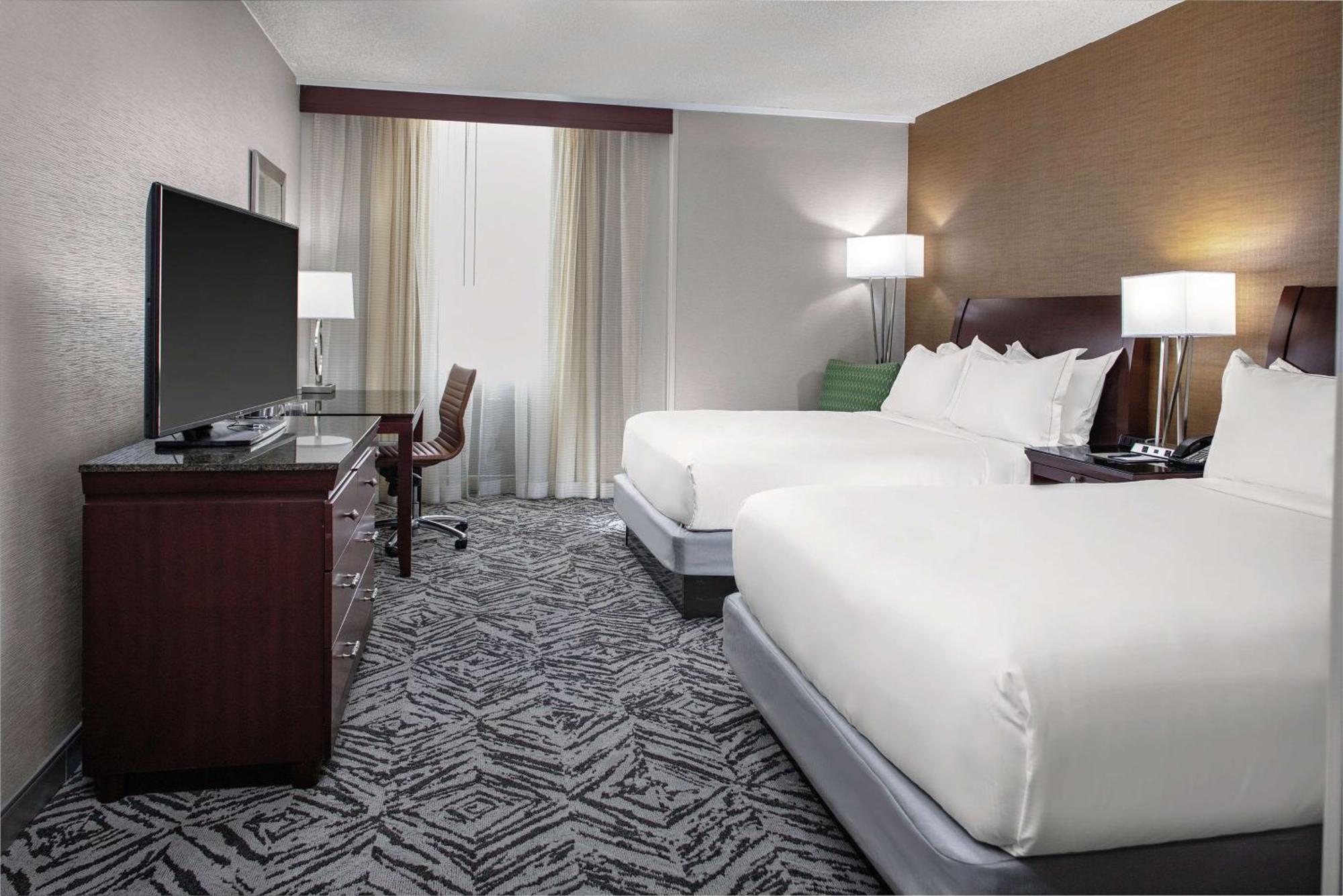 Doubletree By Hilton Hotel & Executive Meeting Center Omaha-Downtown Екстер'єр фото