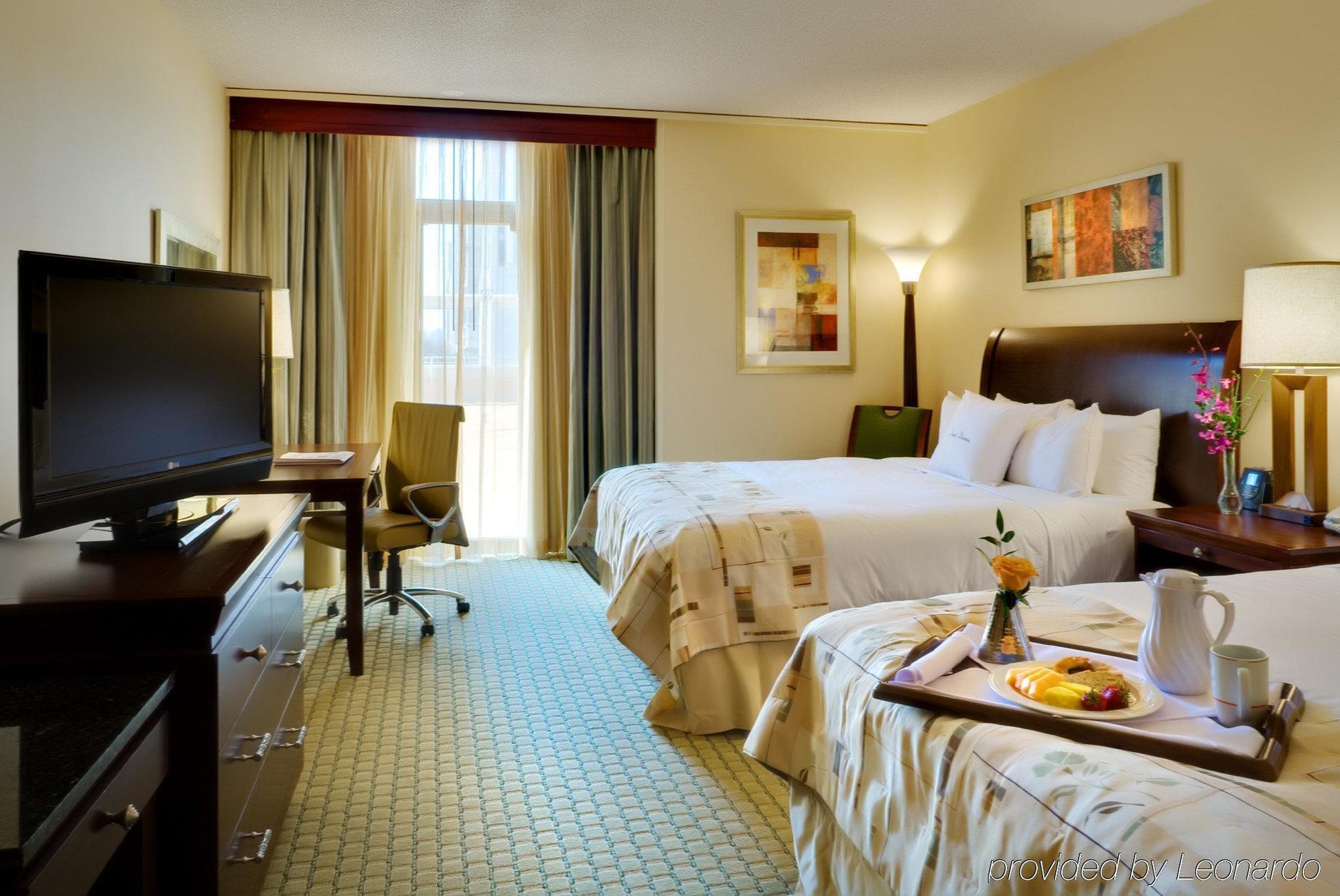 Doubletree By Hilton Hotel & Executive Meeting Center Omaha-Downtown Номер фото